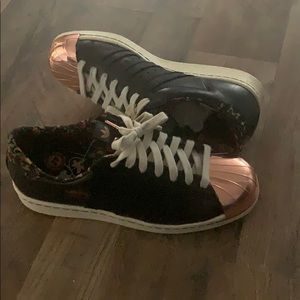 Adidas limiter edition sneakers!